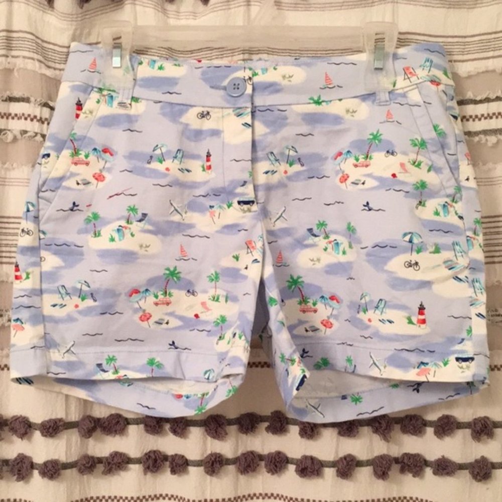 - Crown & Ivy Caroline shorts